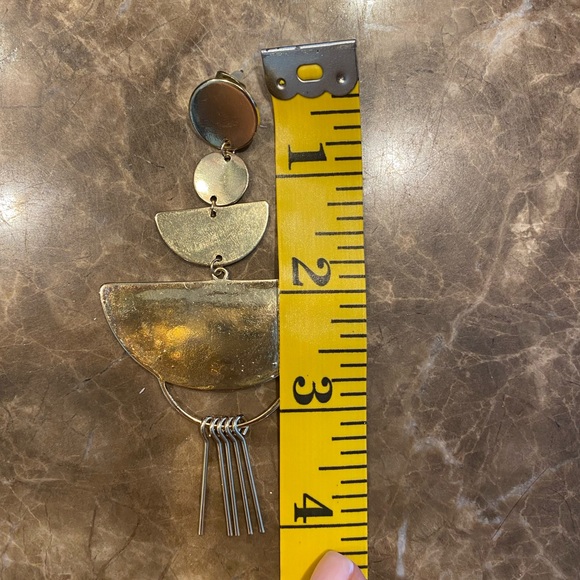 Gold Earrings - Picture 3 of 3